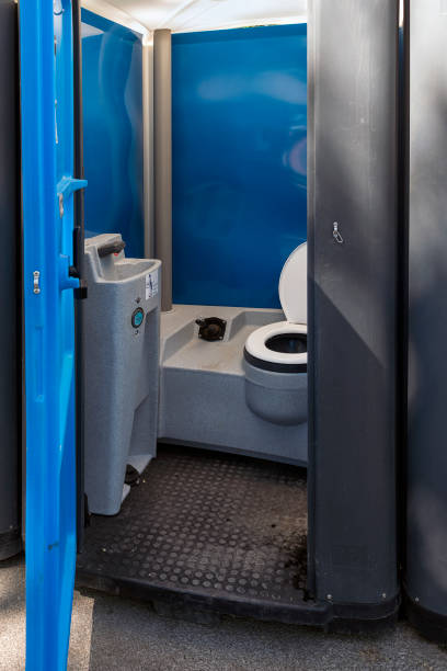 Portable restroom solutions in Aviston, IL